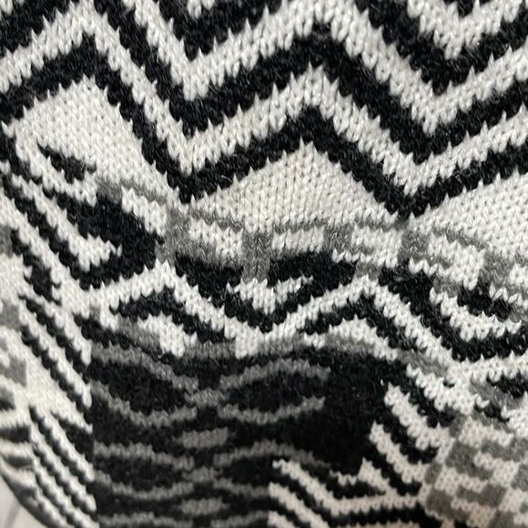 Textured Woven Cardigan Front Sweater W/Leather Sleeve and Trim Small - Picture 12 of 16